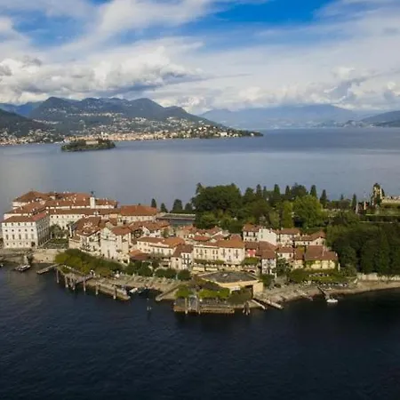 Isola Bella Via Vittorio Emanuele * Στρέσα
